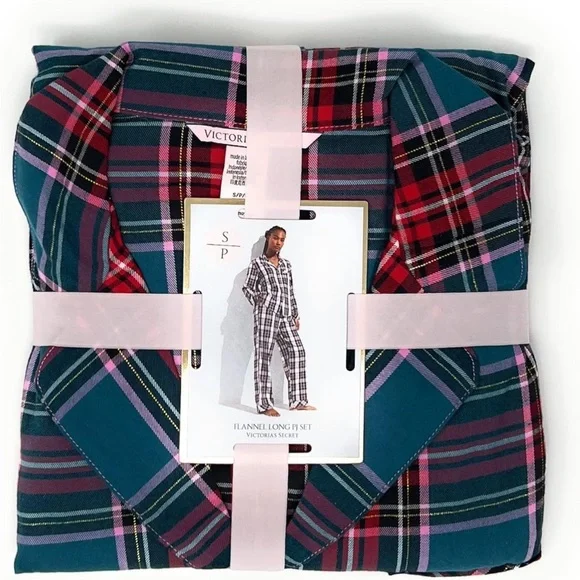 Victoria Secret Pajama Set Flannel - Picture 2 of 7